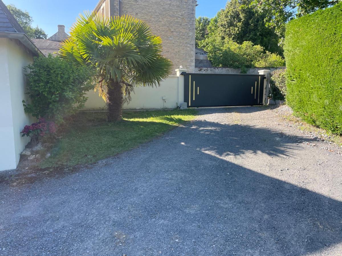 Le Doux Refuge Bed & Breakfast Esquay-sur-Seulles Dış mekan fotoğraf